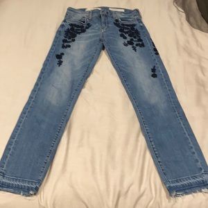 Anthropology Pilcro jeans with navy embroidery on legs size 26